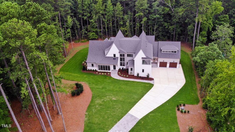 1009 Welch Ln, Raleigh, NC 27614