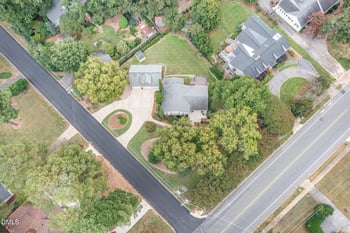 1009 Westwood Dr, Raleigh, NC 27607