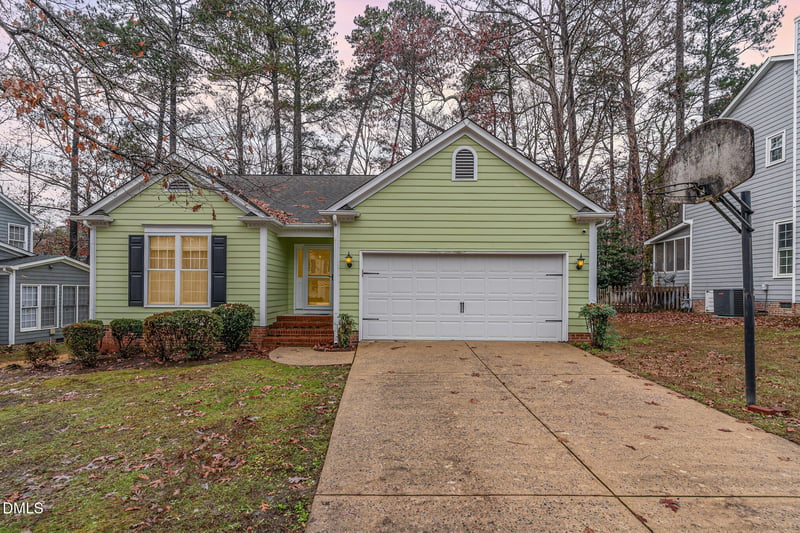 1009 Willow Ridge Dr, Knightdale, NC 27545