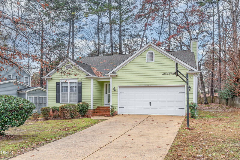 1009 Willow Ridge Dr, Knightdale, NC 27545