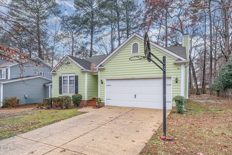 1009 Willow Ridge Dr, Knightdale, NC 27545