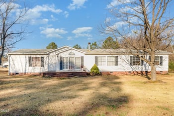 10092 Carolina 210 , Four Oaks, NC 27524