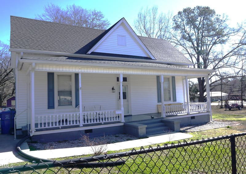 10095 Walnut St, Middlesex, NC 27557
