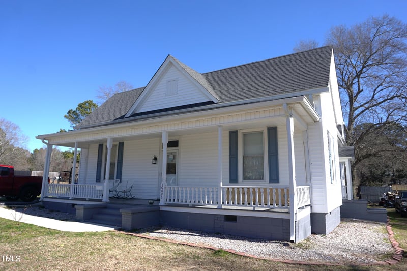 10095 Walnut St, Middlesex, NC 27557