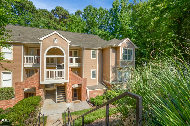 101-2d Marbury Ct, Cary, NC 27513