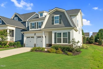 101 Acorn Crossing Rd, Holly Springs, NC 27540