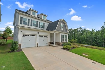101 Acorn Crossing Rd, Holly Springs, NC 27540