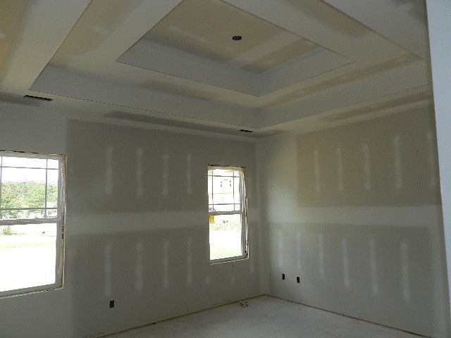 101 Adelaide Dr, Garner, NC 27529