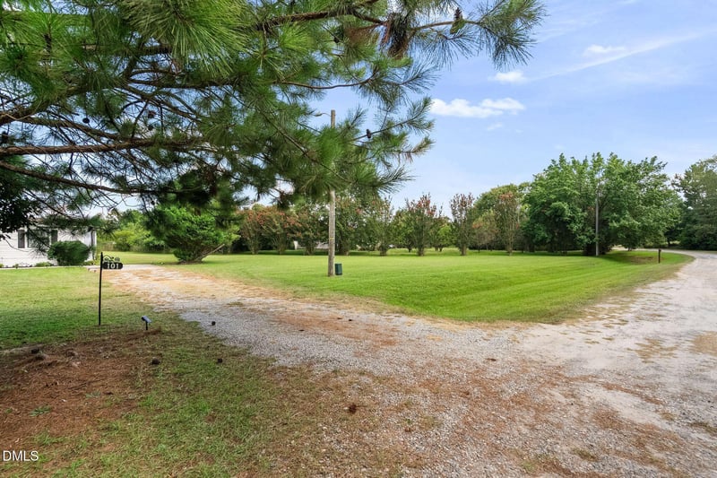 101 Ander Ln, Willow Springs, NC 27592