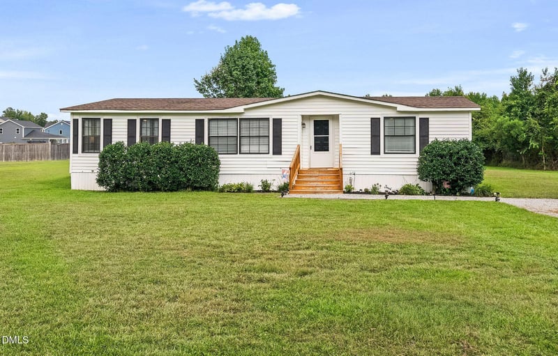 101 Ander Ln, Willow Springs, NC 27592