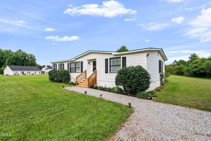 101 Ander Ln, Willow Springs, NC 27592
