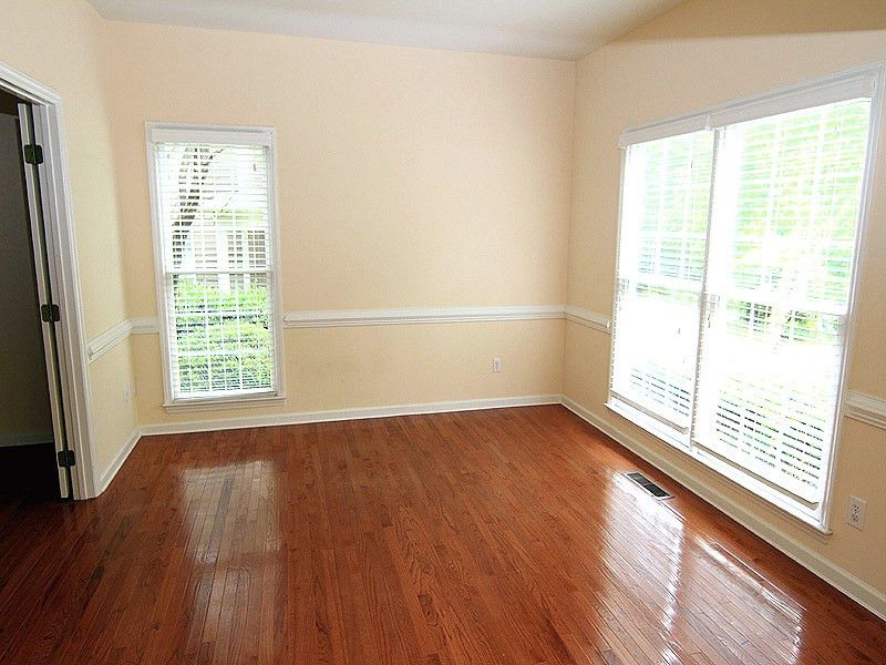 101 Ashtree Ct, Cary, NC 27519