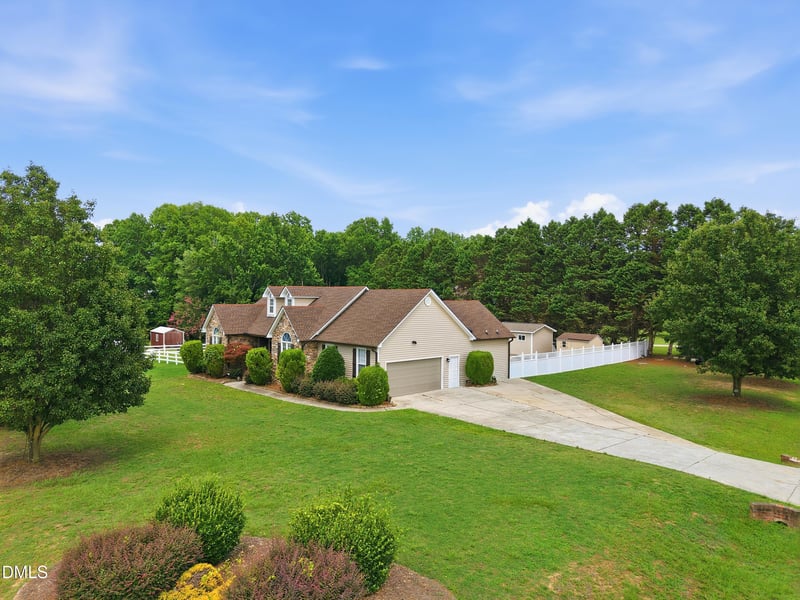 101 Aspen Cir, Clayton, NC 27520