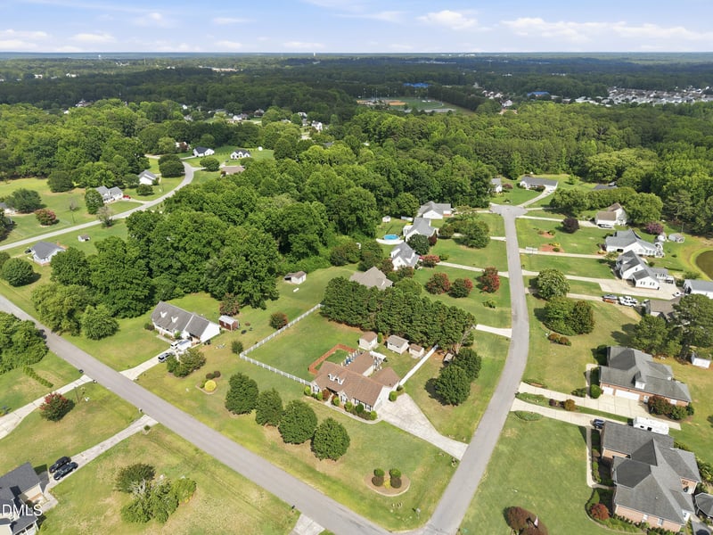 101 Aspen Cir, Clayton, NC 27520