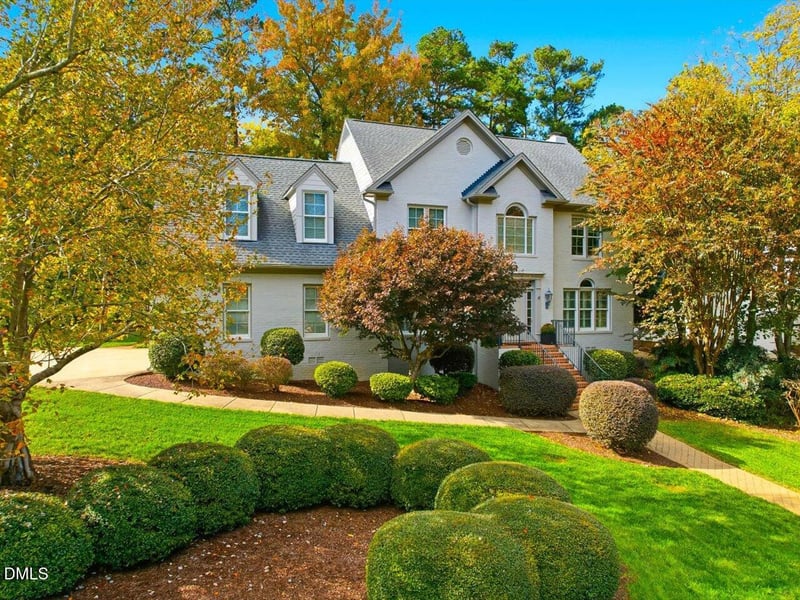 101 Balzac Ct, Cary, NC 27511