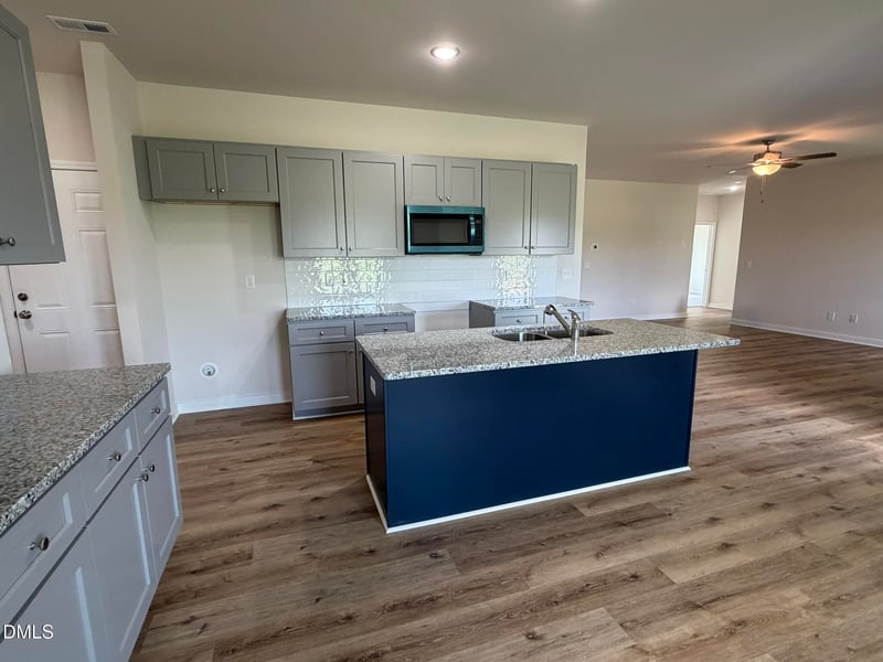 101 Barbour's Place Dr, Four Oaks, NC 27524