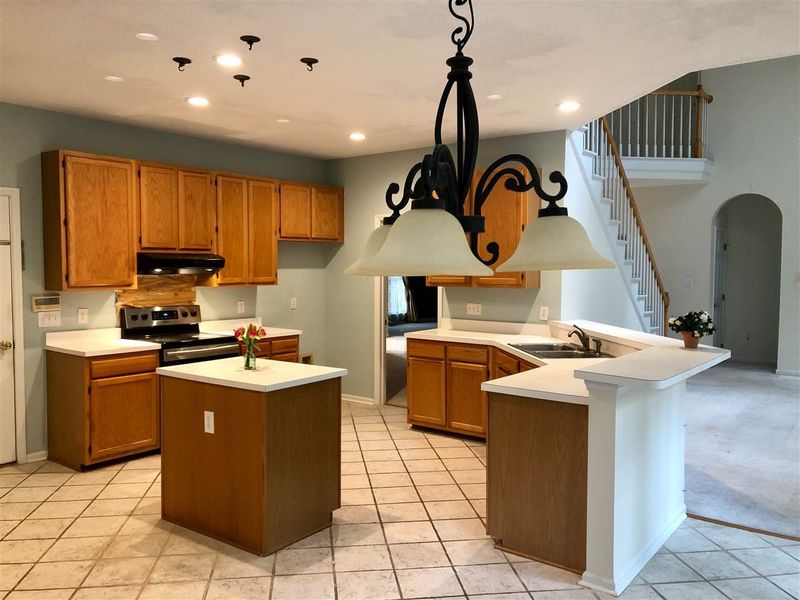 101 Bebington Dr, Cary, NC 27513