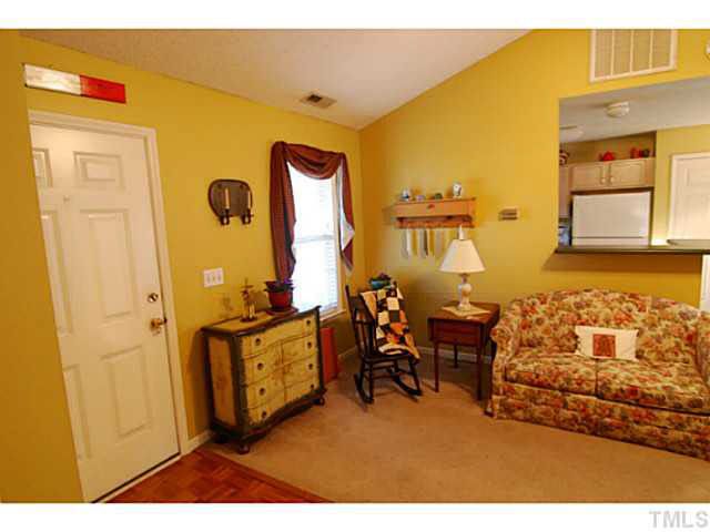 101 Belgium Pl, Zebulon, NC 27597