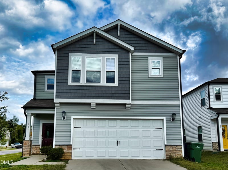 101 Boone Lake Way, Fuquay Varina, NC 27526