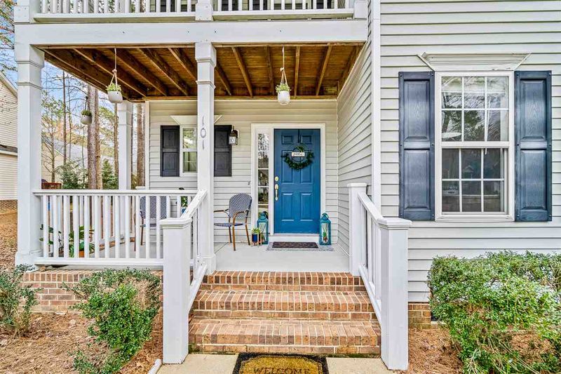 101 Brampton Cir, Clayton, NC 27527