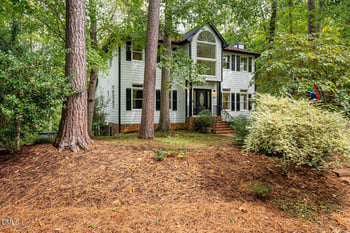 101 Braswell Ct, Chapel Hill, NC 27516
