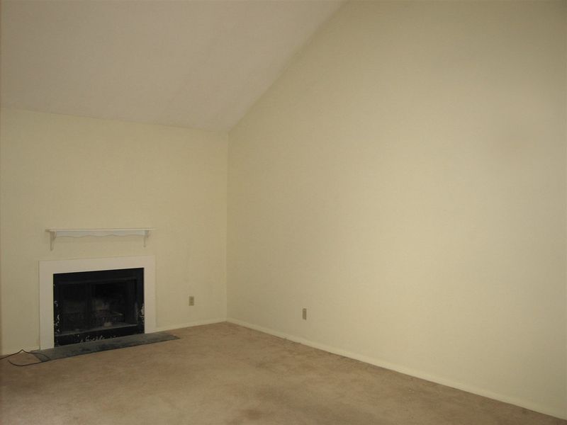 101 Briar Patch Ln, Chapel Hill, NC 27516
