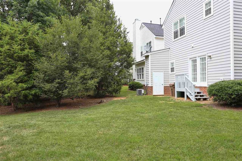101 Bridgepath Dr, Cary, NC 27513