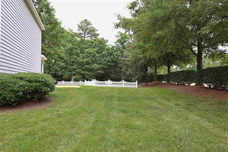 101 Bridgepath Dr, Cary, NC 27513