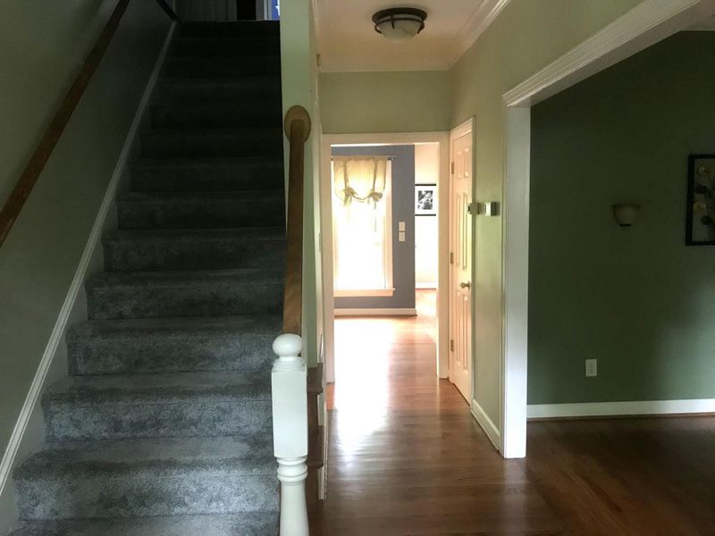 101 Burlwood Pl, Chapel Hill, NC 27516