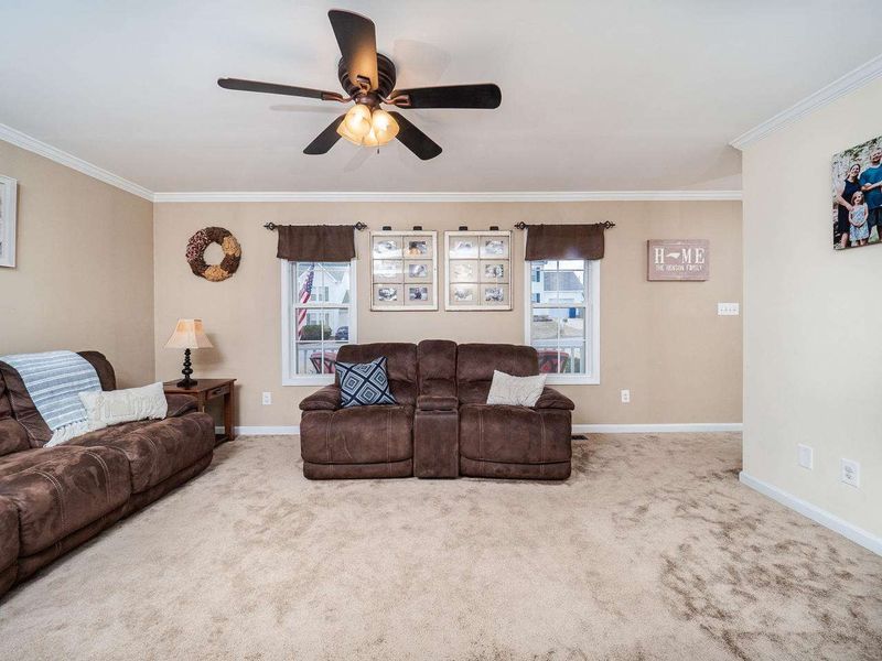 101 N Buttress Dr, Fuquay Varina, NC 27526