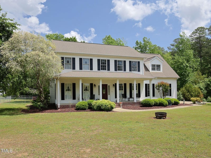 101 Cardinal Dr, Youngsville, NC 27596