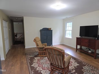 101 Cardinal Dr, Youngsville, NC 27596