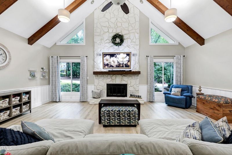 101 Cassidy Ct, Cary, NC 27511