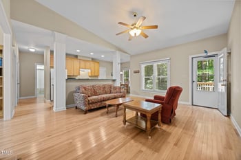 101 Cedar Creek Ln, Youngsville, NC 27596