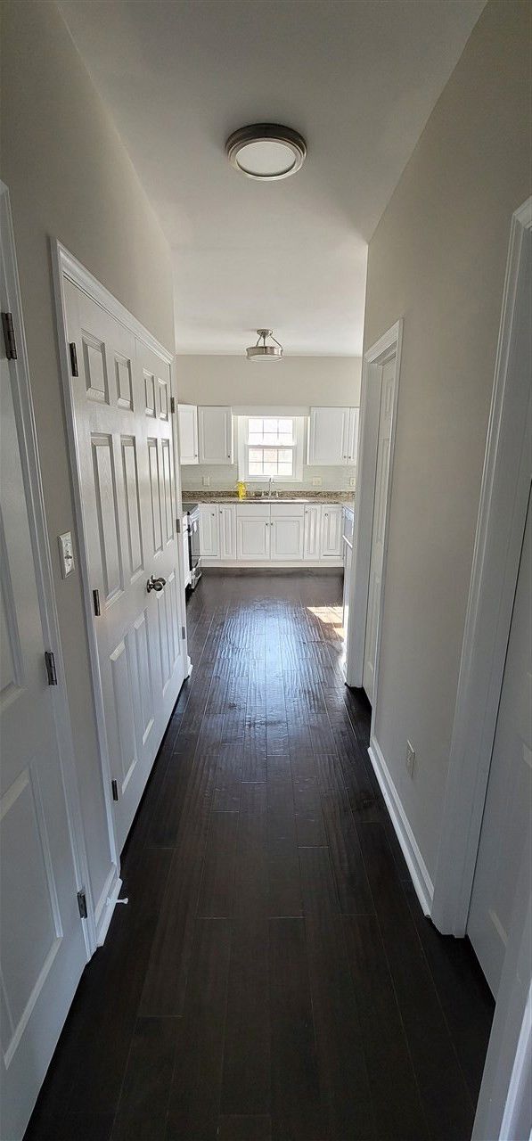 101 Centerville Ct, Cary, NC 27513
