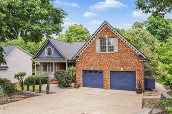 101 Charleston Dr, Clayton, NC 27527