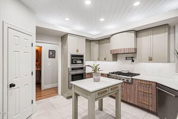 101 Charleston Dr, Clayton, NC 27527