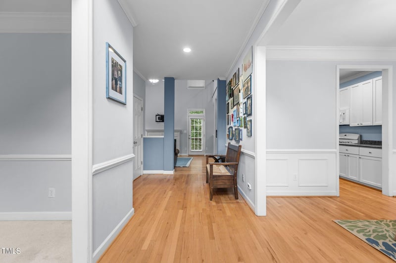 101 Chatsworth St, Cary, NC 27513