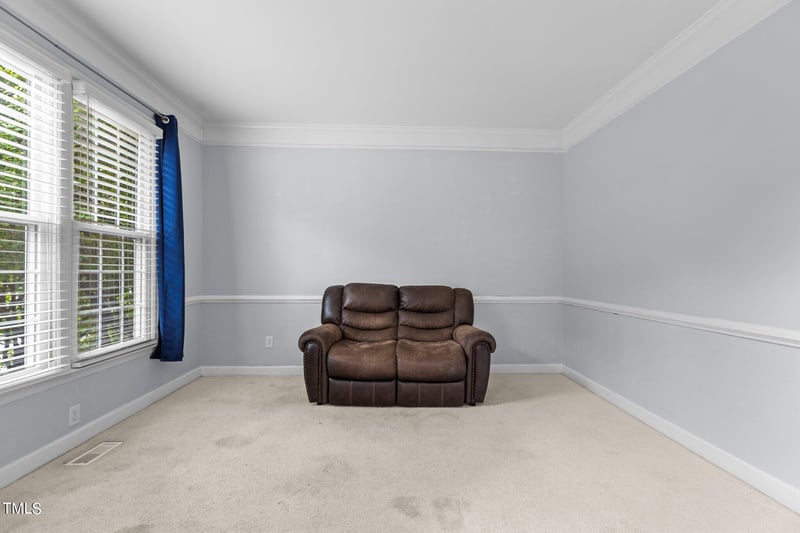 101 Chatsworth St, Cary, NC 27513