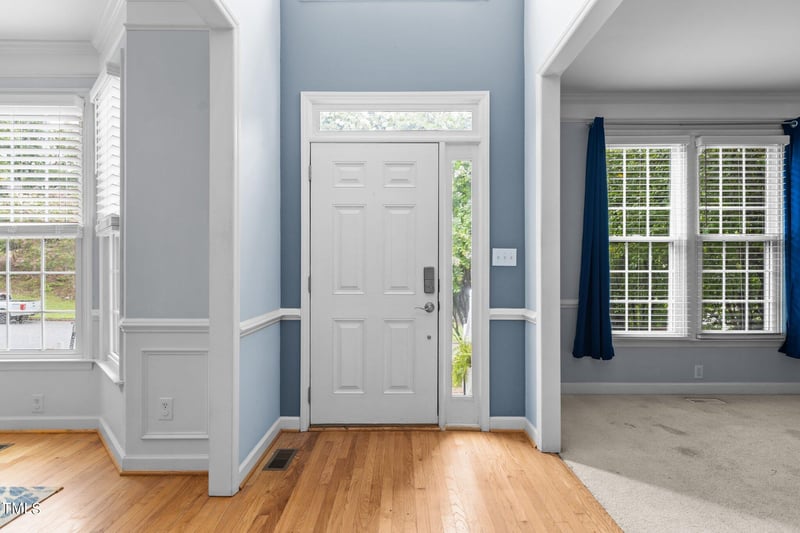 101 Chatsworth St, Cary, NC 27513
