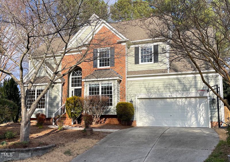 101 Chessington Ct, Cary, NC 27513