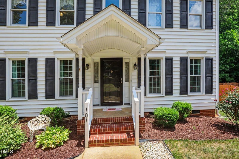 101 Chillingham Rd, Garner, NC 27529