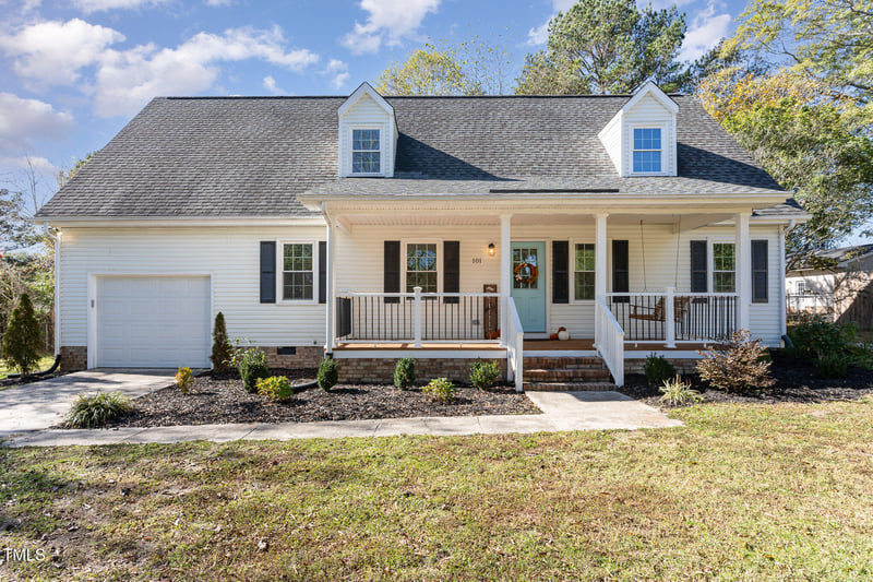 101 Cindy Dr, Angier, NC 27501