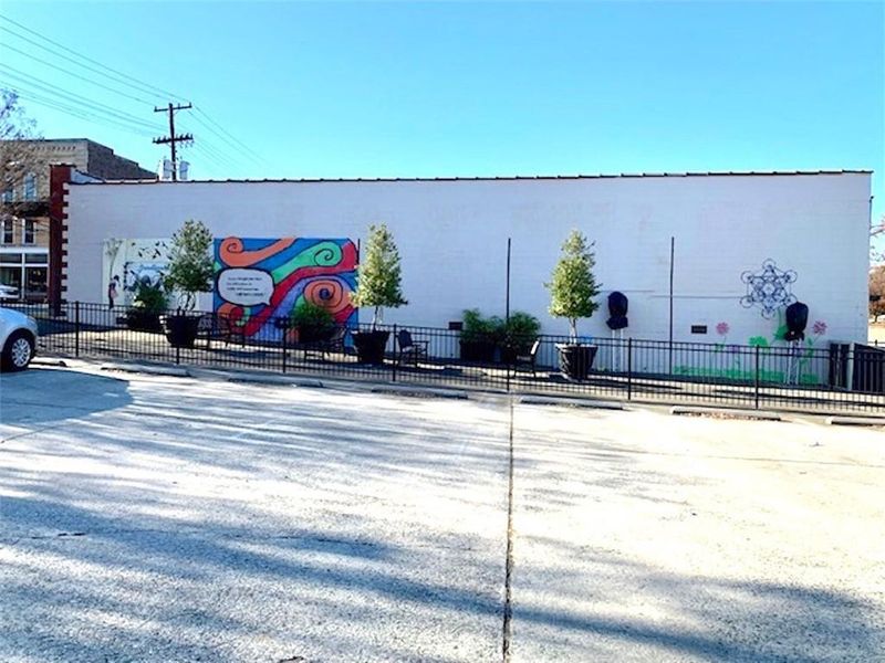 101 E Clay St, Mebane, NC 27302