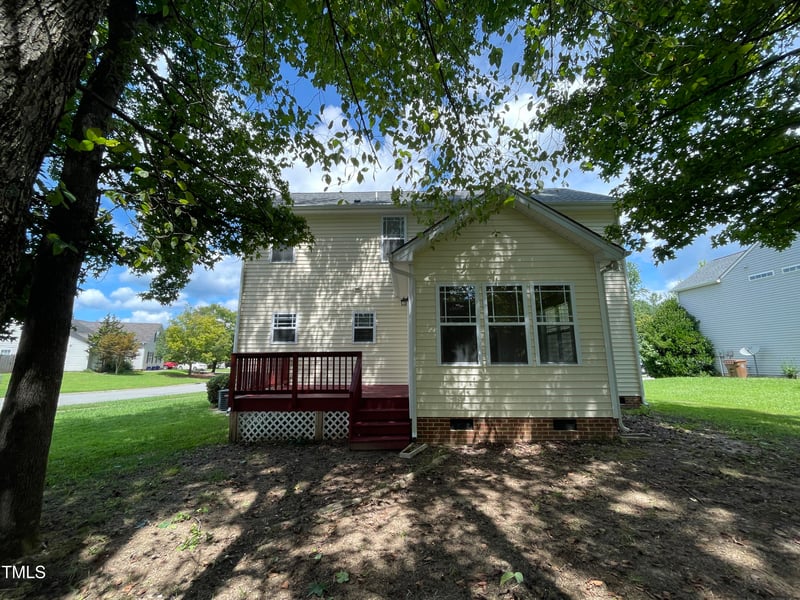 101 Covenant Rock Ln, Holly Springs, NC 27540