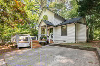 101 Creekview Cir, Carrboro, NC 27510