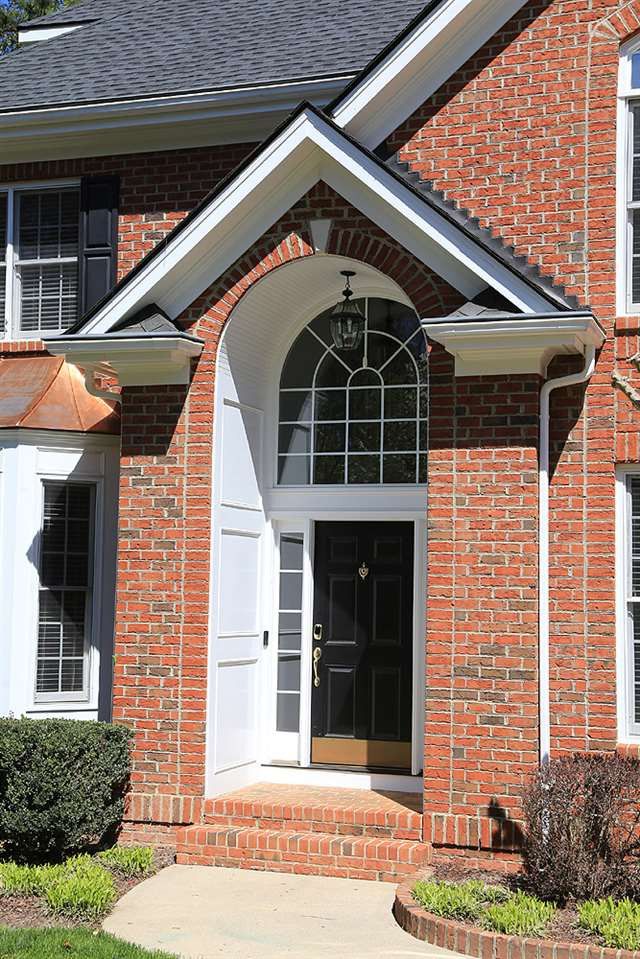 101 Crown Forest Ct, Cary, NC 27518