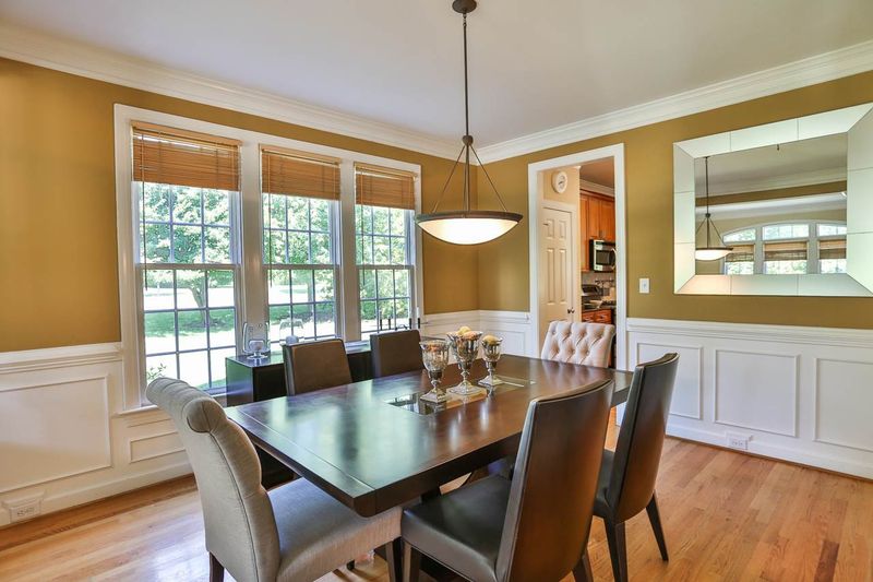 101 Dairy Glen Rd, Chapel Hill, NC 27516