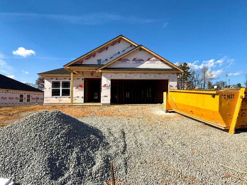 101 Decatur Dr, Fuquay Varina, NC 27526