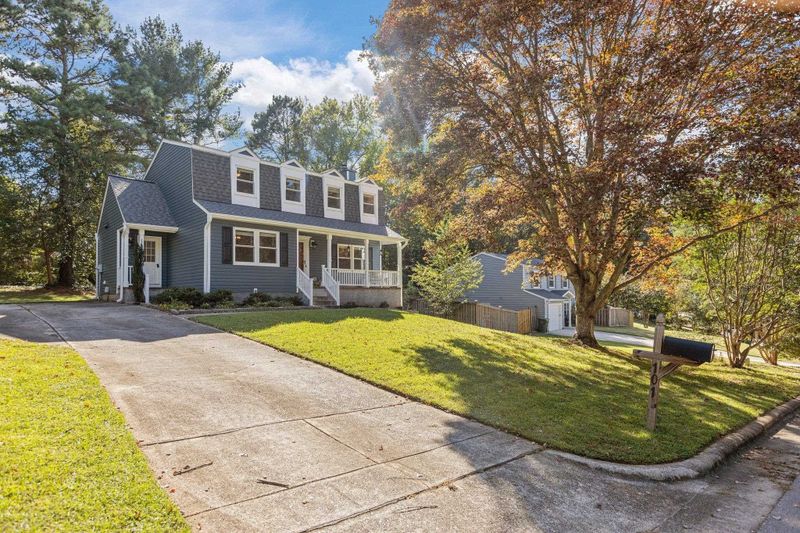 101 Delchester Ct, Cary, NC 27513